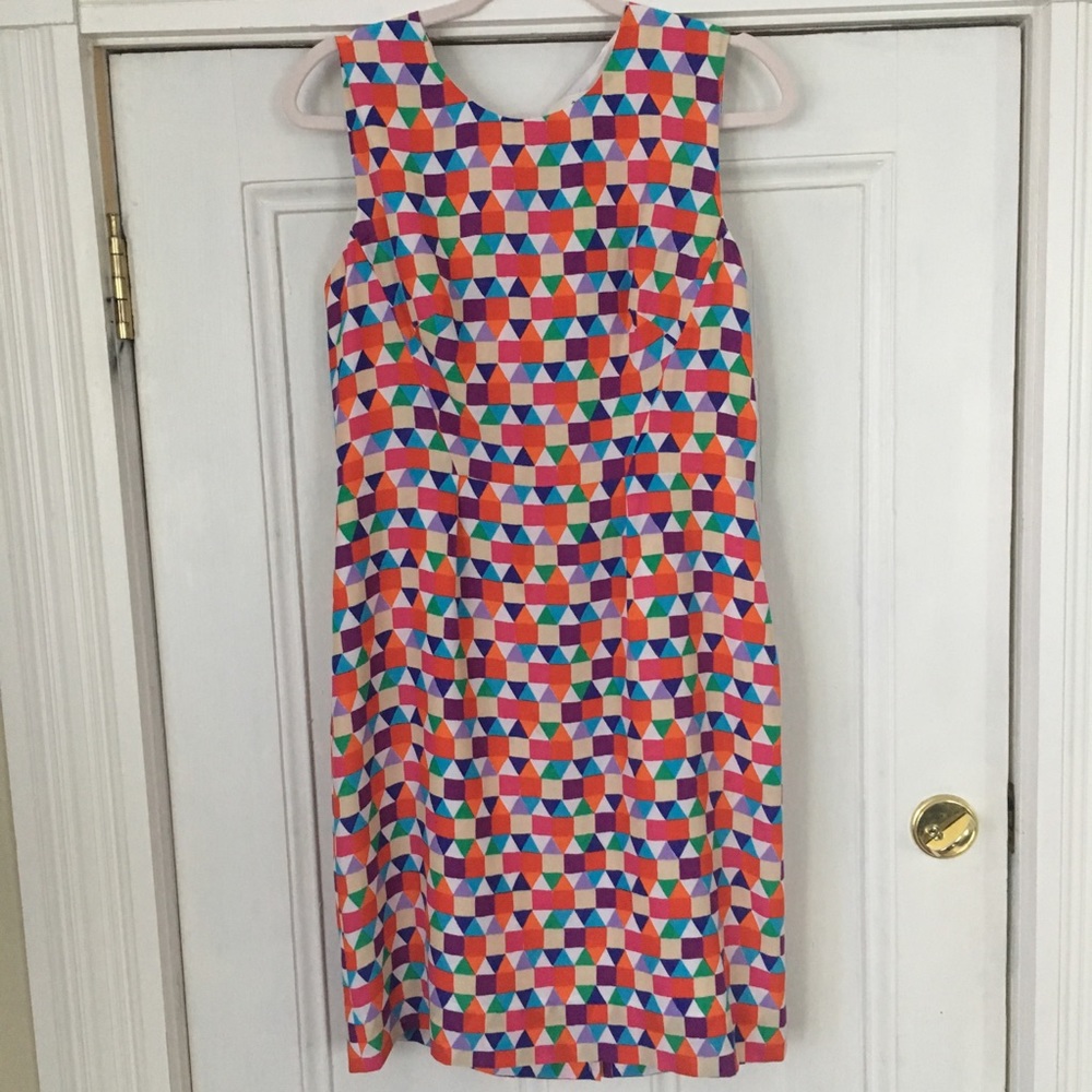 Kate Spade ♠️ geometric shift size 10